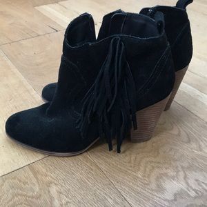 Steve Madden bootie